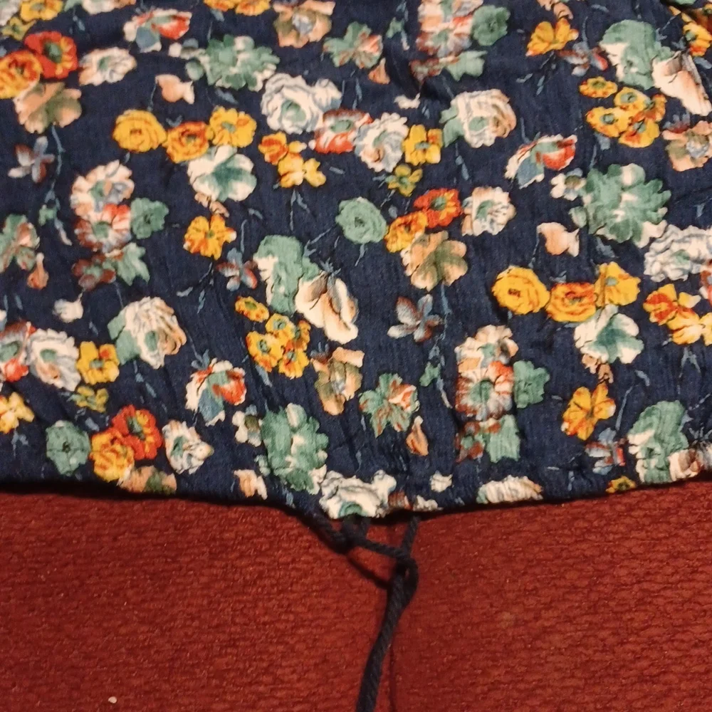 Top - Picture 3 of 3
